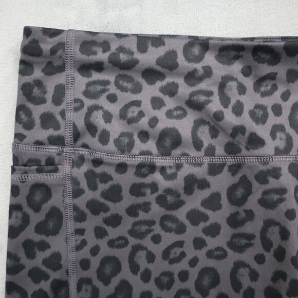 Athletics Works Shorts Womens XXL Gray Cheetah Print Compression Pull On Bottoms - Picture 10 of 16